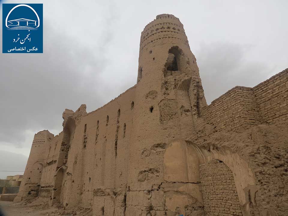 قلعه‌ تاريخي فهرج